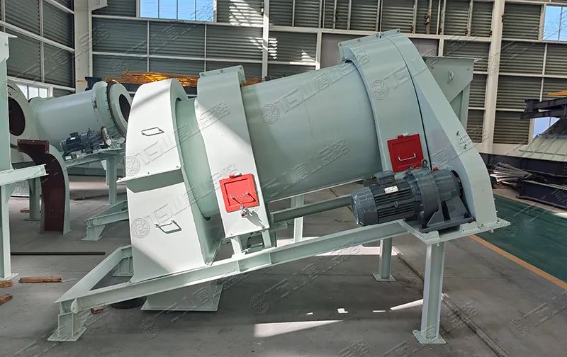 機制砂防離析、防揚塵，有經(jīng)驗的砂廠都在用加濕拌和機