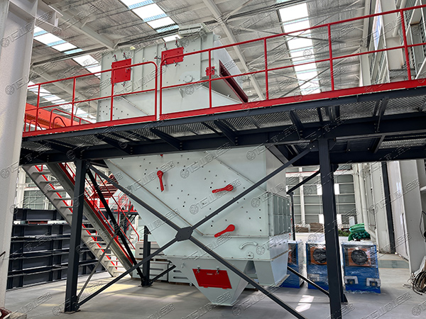 高頻篩，細(xì)物料篩分專家，效率高還不堵孔