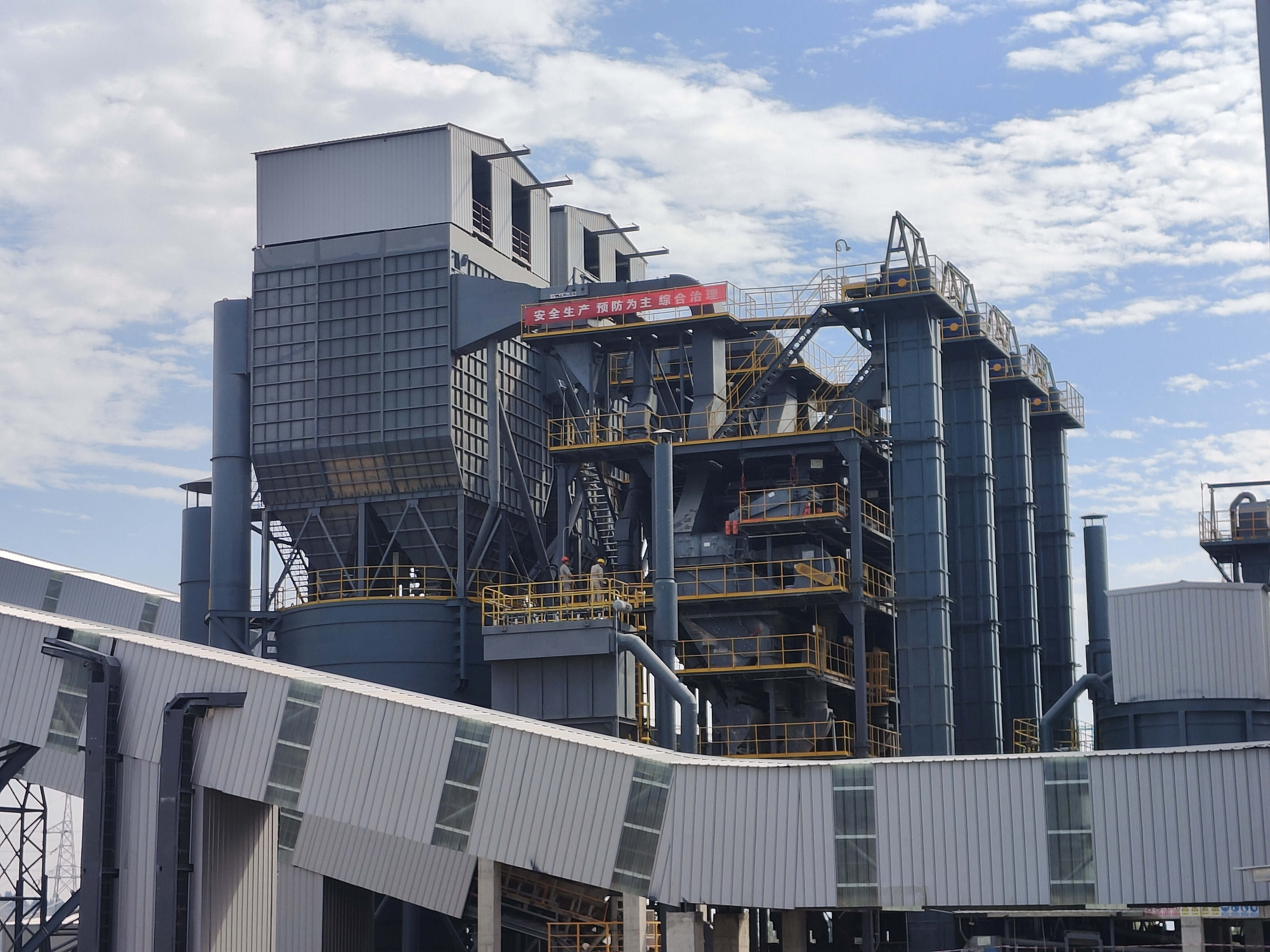 建筑垃圾制砂與普通機(jī)制砂的區(qū)別？為什么推薦制砂樓制砂？